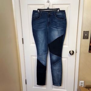 Fashion Nova Women's Jeans
